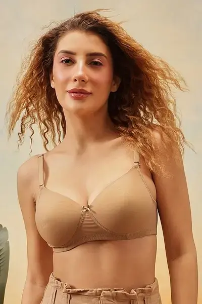 clovia-picture-padded-non-wired-full-cup-multiway-t-shirt-bra-in-nude-837457.webp