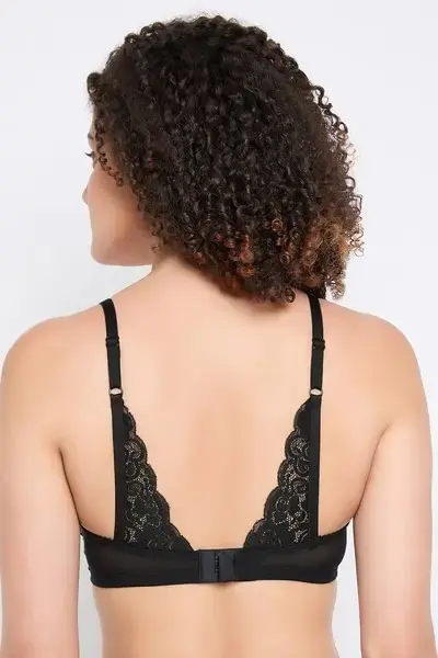 clovia-picture-padded-non-wired-full-cup-bra-in-black-lace-6-600626.webp